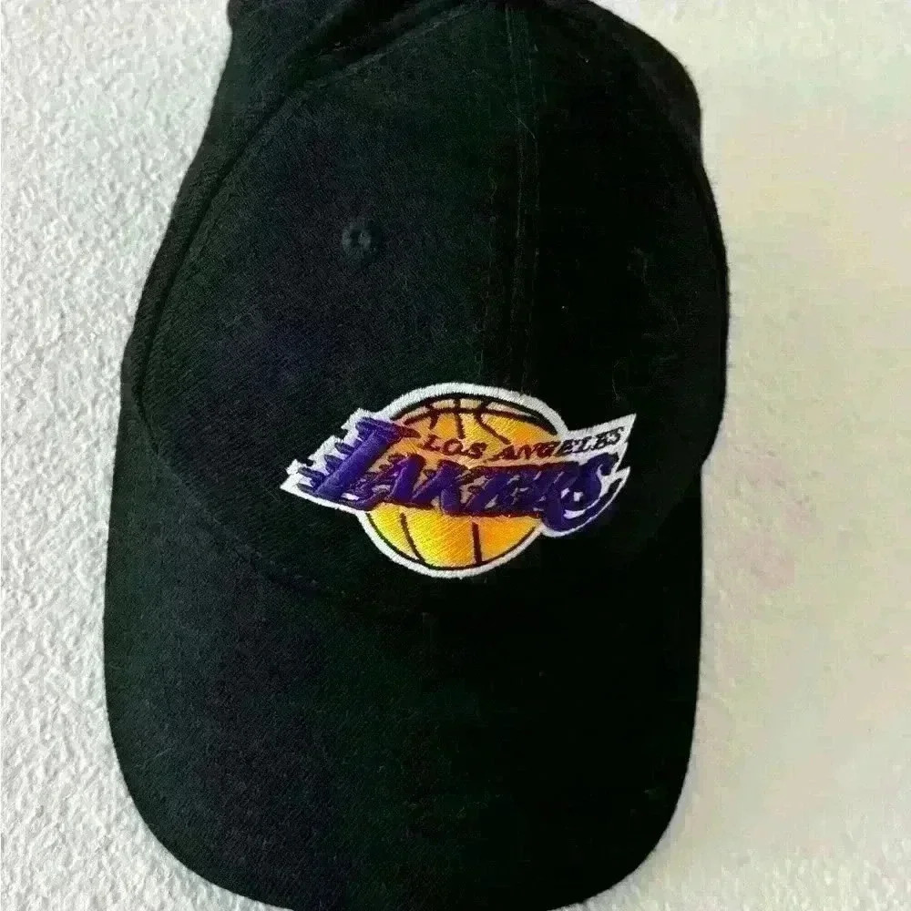 LA Lakers adidas Hat